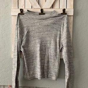 Grey turtle neck❄️